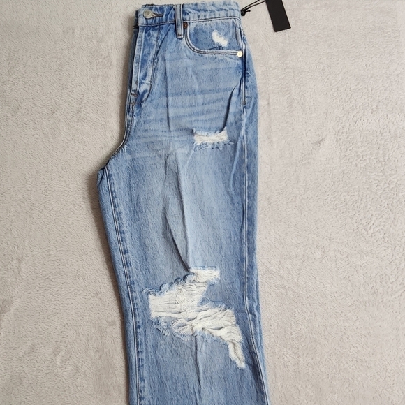 Blank NYC Jeans Womens 26 Destroyed Rib Cage Light Wash Straight Leg Denim - Picture 4 of 16